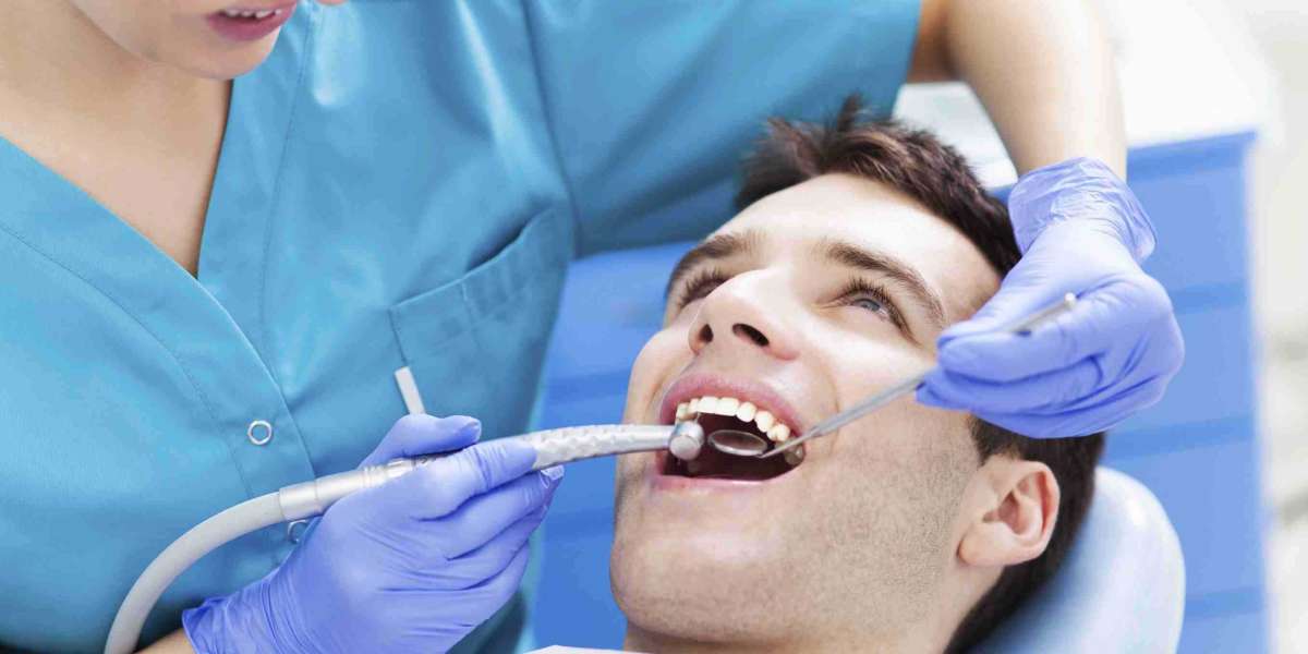 How to Overcome Dental Anxiety: Guidance from a Trusted Dental Clinic in Calicut