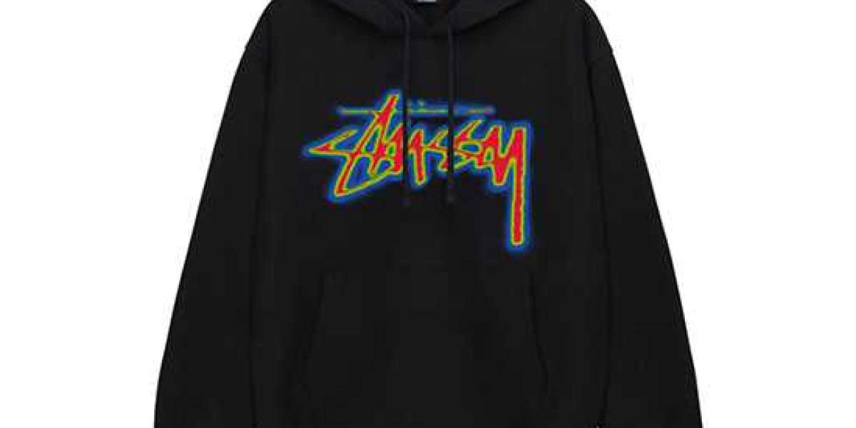 Stussy: A Streetwear Icon Redefining Urban Fashion