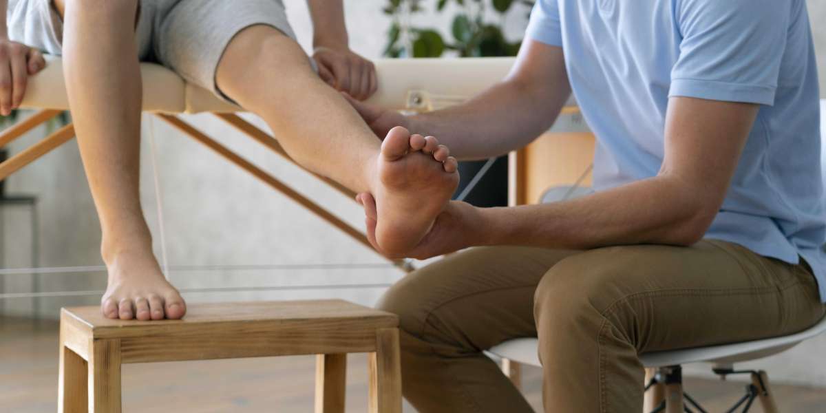 From Diagnosis to Relief: Comprehensive Foot Pain Treatment Guide