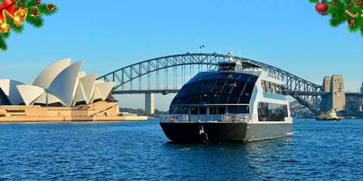 Celebrate Christmas Day in Style: Top Sydney Harbour Cruises for Festive Cheer