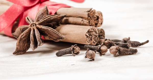 Valuefoodinfo's answer to What are the benefits of cloves to a woman, and how can they support overall health and wellness? - Quora